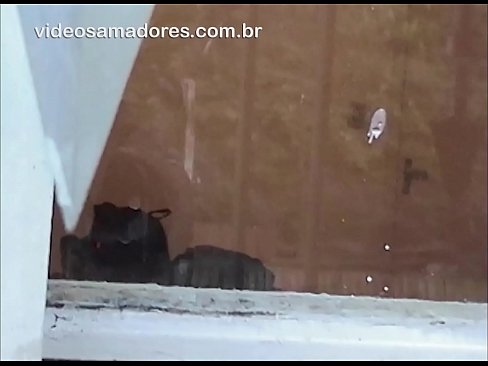 ❤️ Home cachondo mirando á súa moza con outro mozo, gravando un vídeo de carallo sen molestar á parella ️❌ Vídeo porno na pornografía gl.kassavrn.ru ☑